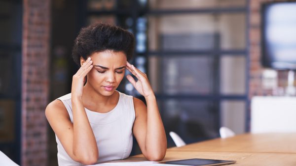 Shot of a businesswoman looking stressed while working at her deskhttp://195.154.178.81/DATA/i_collage/pu/shoots/806205.jpg